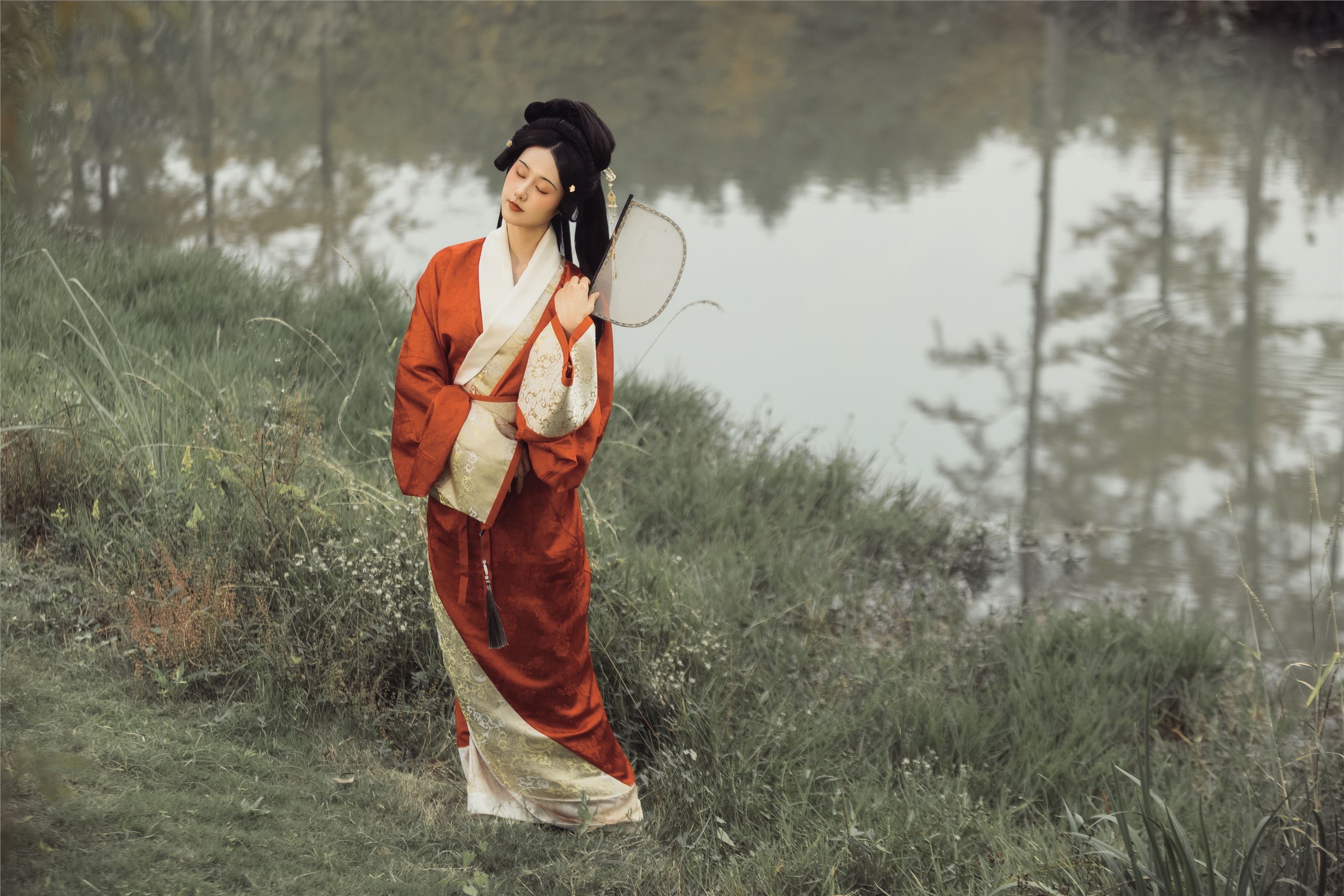 YITUYU艺图语 2025.01.29 关雎 人间月-素尘